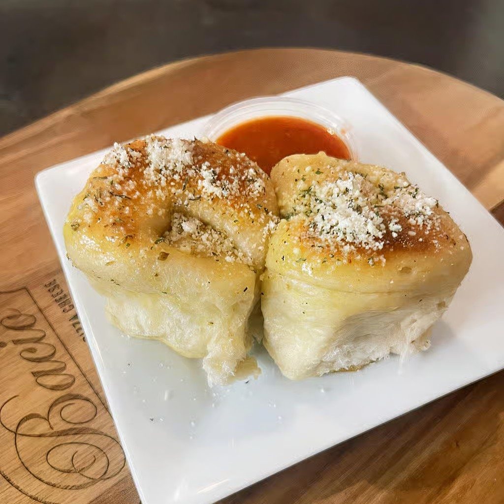 Garlic Knots (2).
